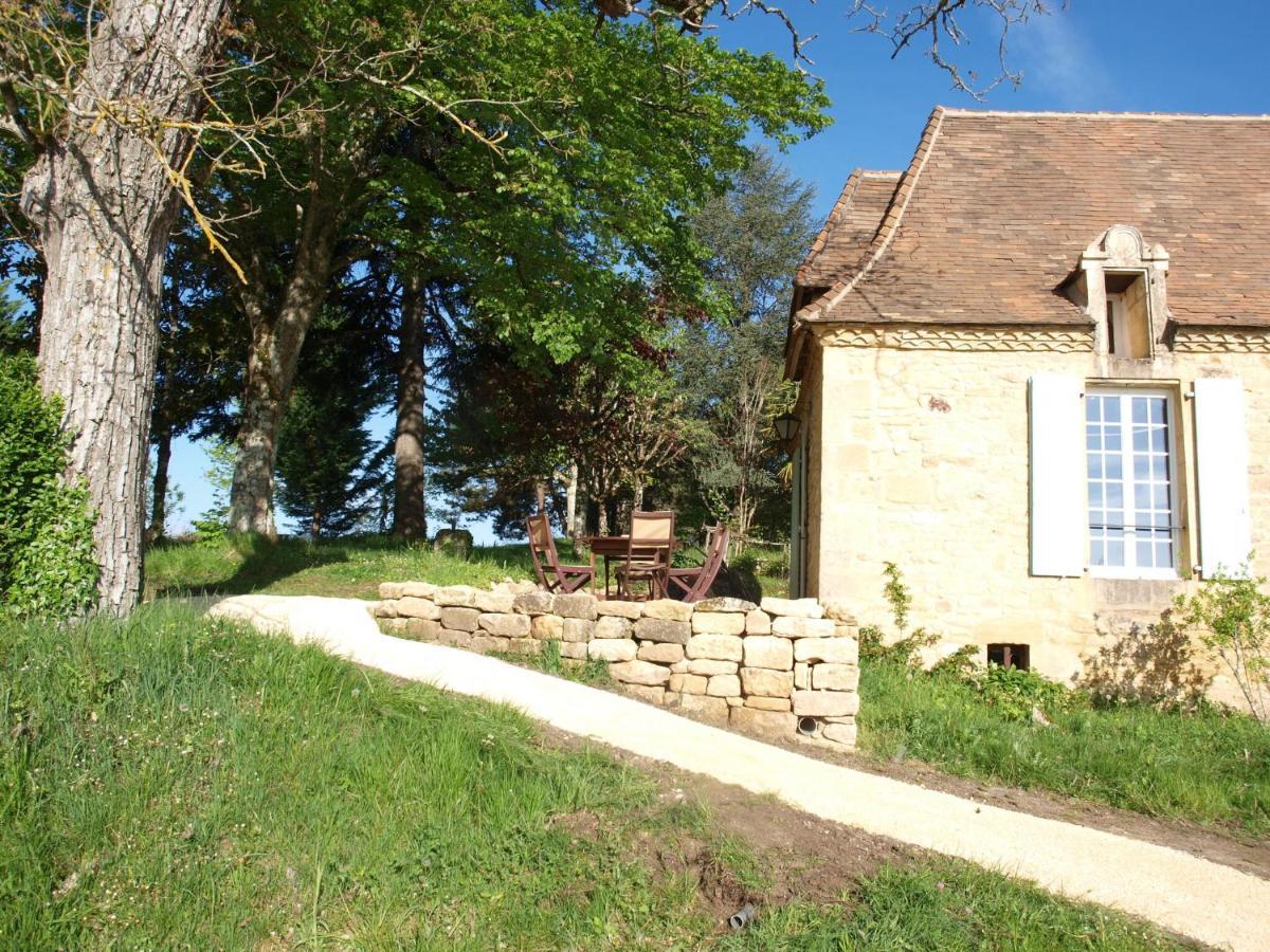 Cozy Cottage In Aquitaine With Private Swimming Pool Peyzac-le-Moustier Bagian luar foto