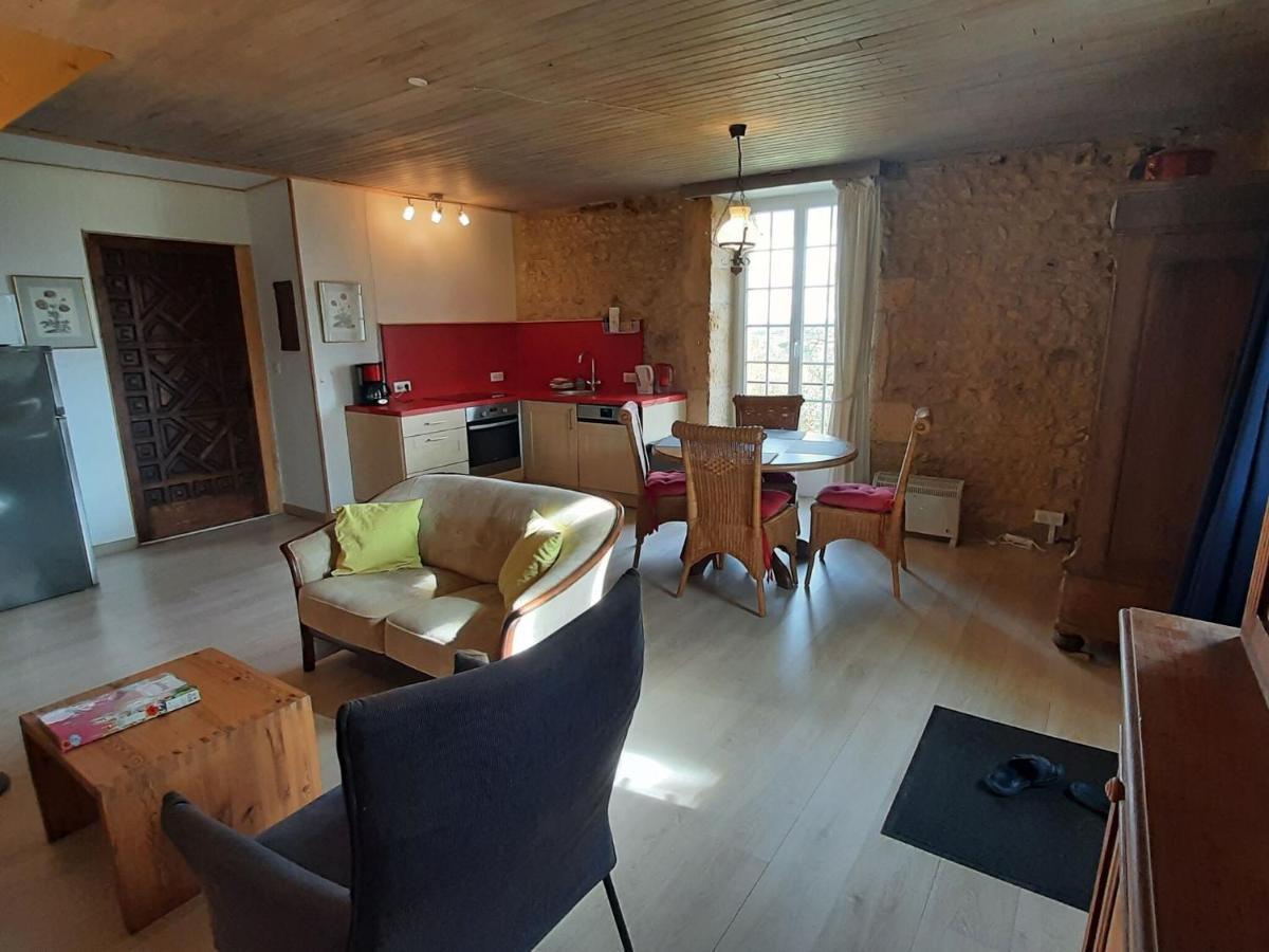Cozy Cottage In Aquitaine With Private Swimming Pool Peyzac-le-Moustier Bagian luar foto