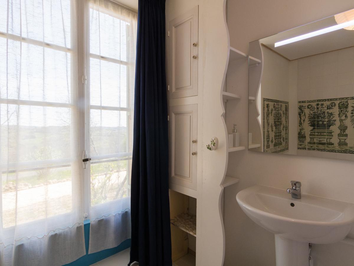 Cozy Cottage In Aquitaine With Private Swimming Pool Peyzac-le-Moustier Bagian luar foto